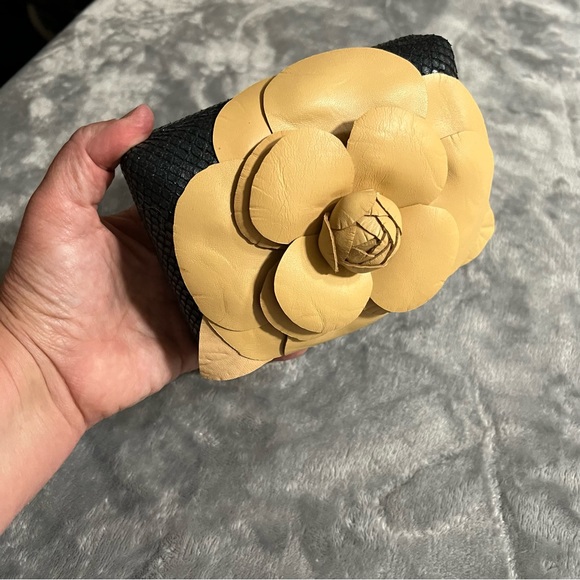 Serpui Maria Clutch with Large Leather Flower 6 x 5 x 2 Black and Cream - Picture 8 of 16